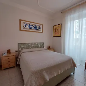 grazioso-bilocale-nel-cuore-dellappio-latino.it-romehotels.com/